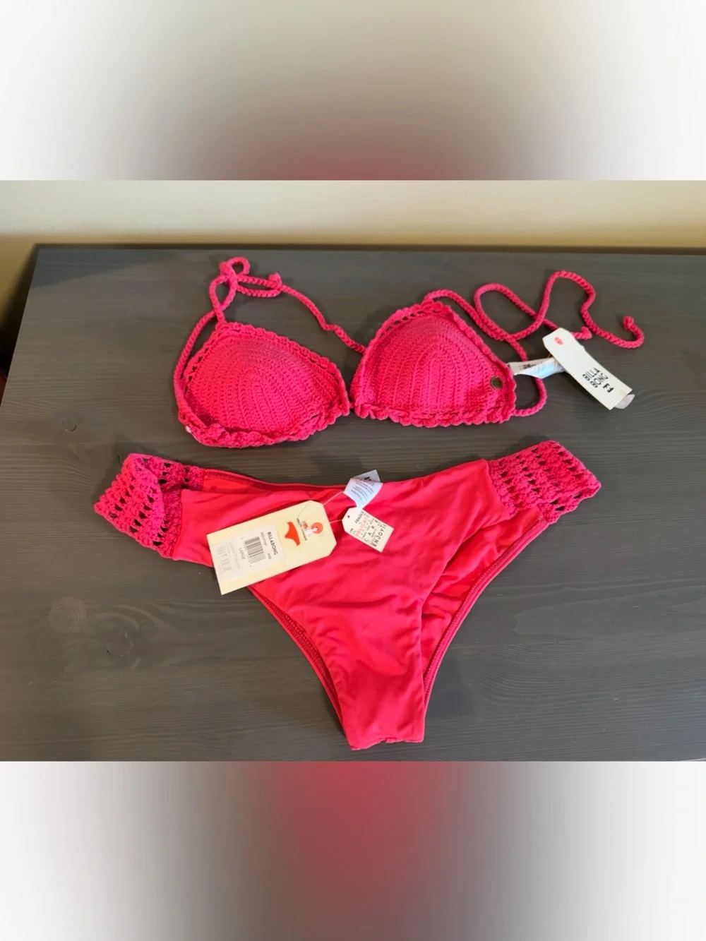 Billabong feminine two